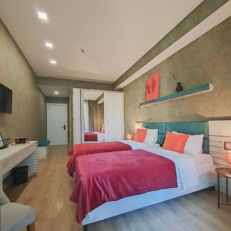 Round Garden Hotel Tbilisi Ngoại thất bức ảnh