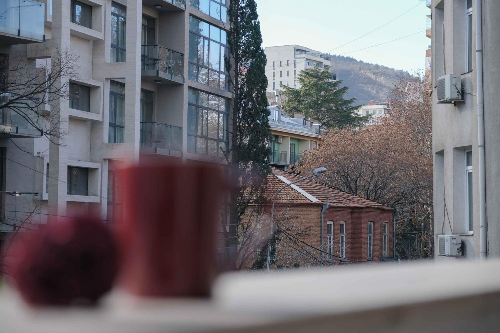 Round Garden Hotel Tbilisi Ngoại thất bức ảnh