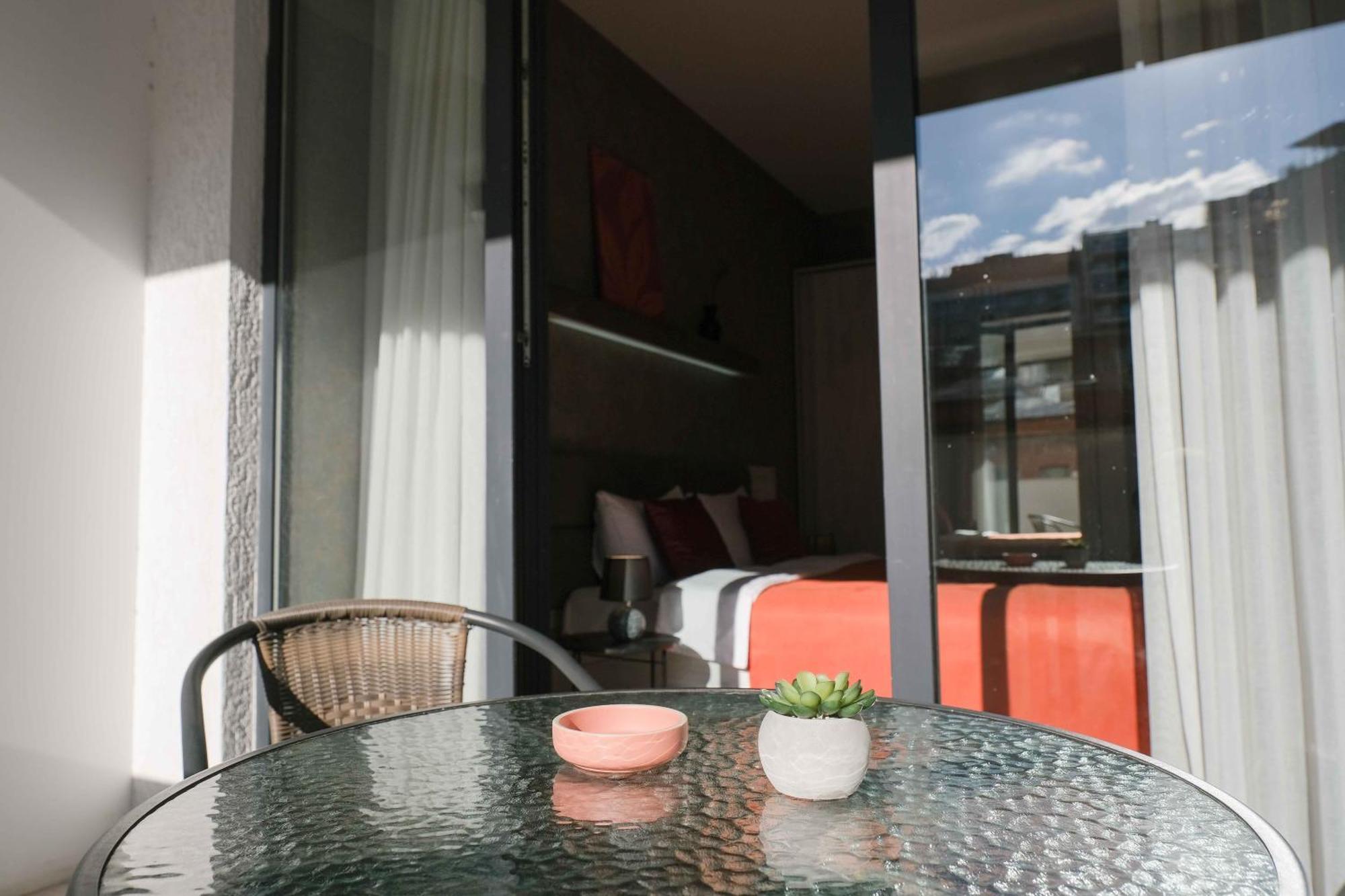 Round Garden Hotel Tbilisi Ngoại thất bức ảnh