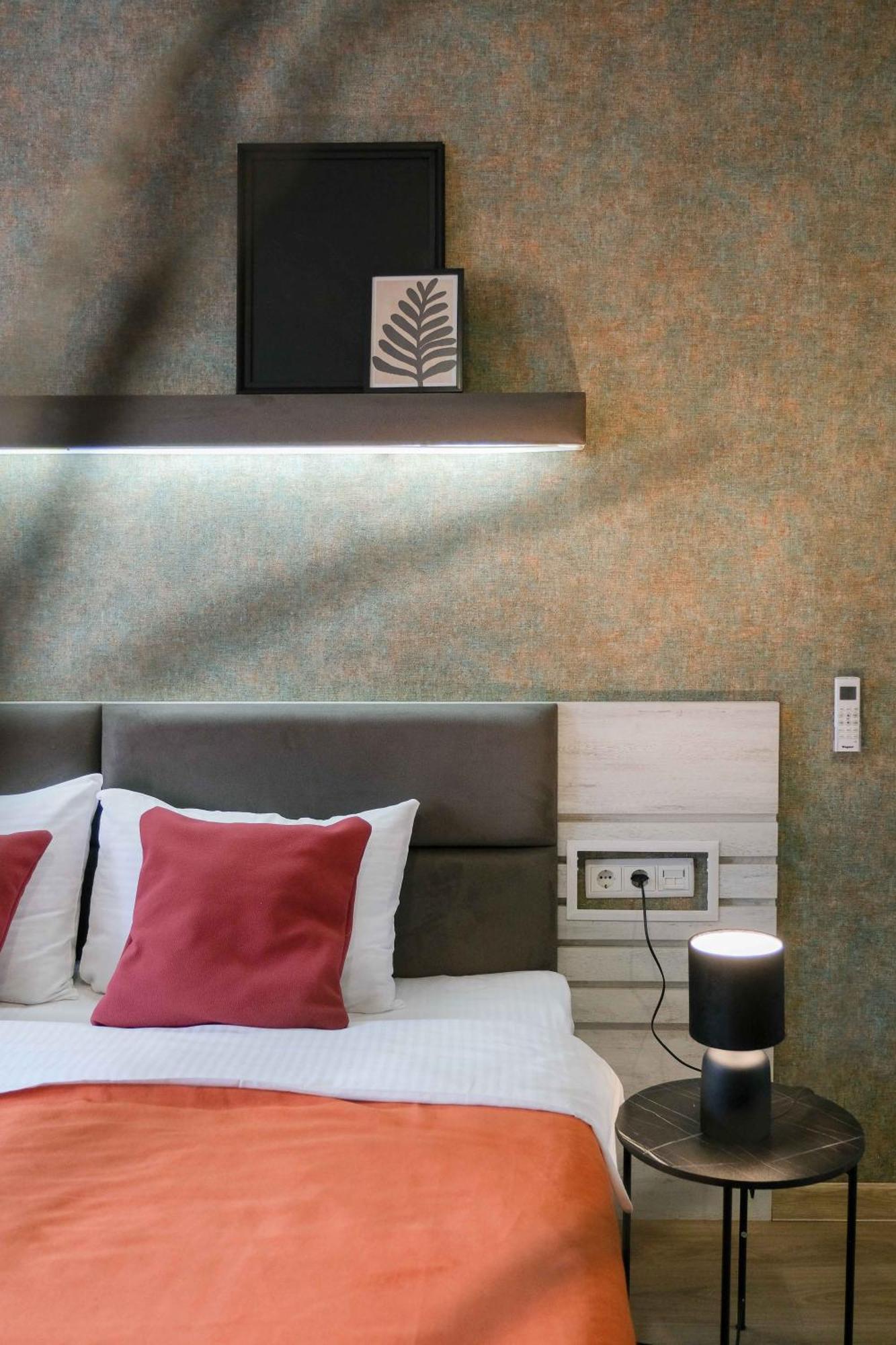 Round Garden Hotel Tbilisi Ngoại thất bức ảnh